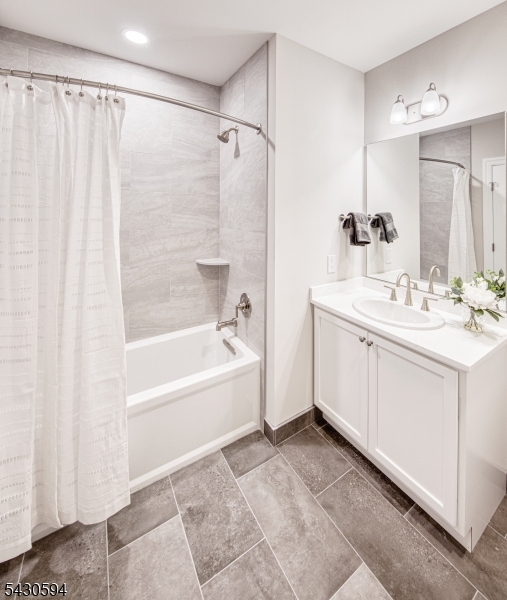 246 Main Street, Unit 406 Chatham, NJ 07928 - Photo 17 of 43