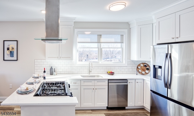 246 Main Street, Unit 406 Chatham, NJ 07928 - Photo 4 of 43