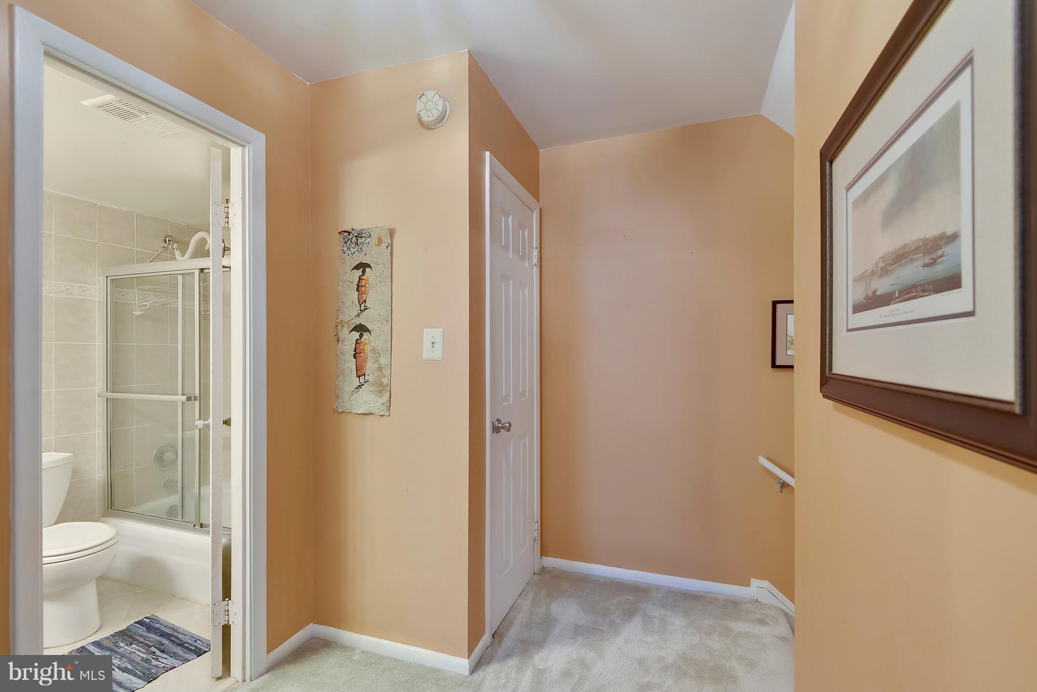 2507 Baltimore Road, Unit 4 Rockville, MD 20853 - Photo 14 of 30 Upstairs