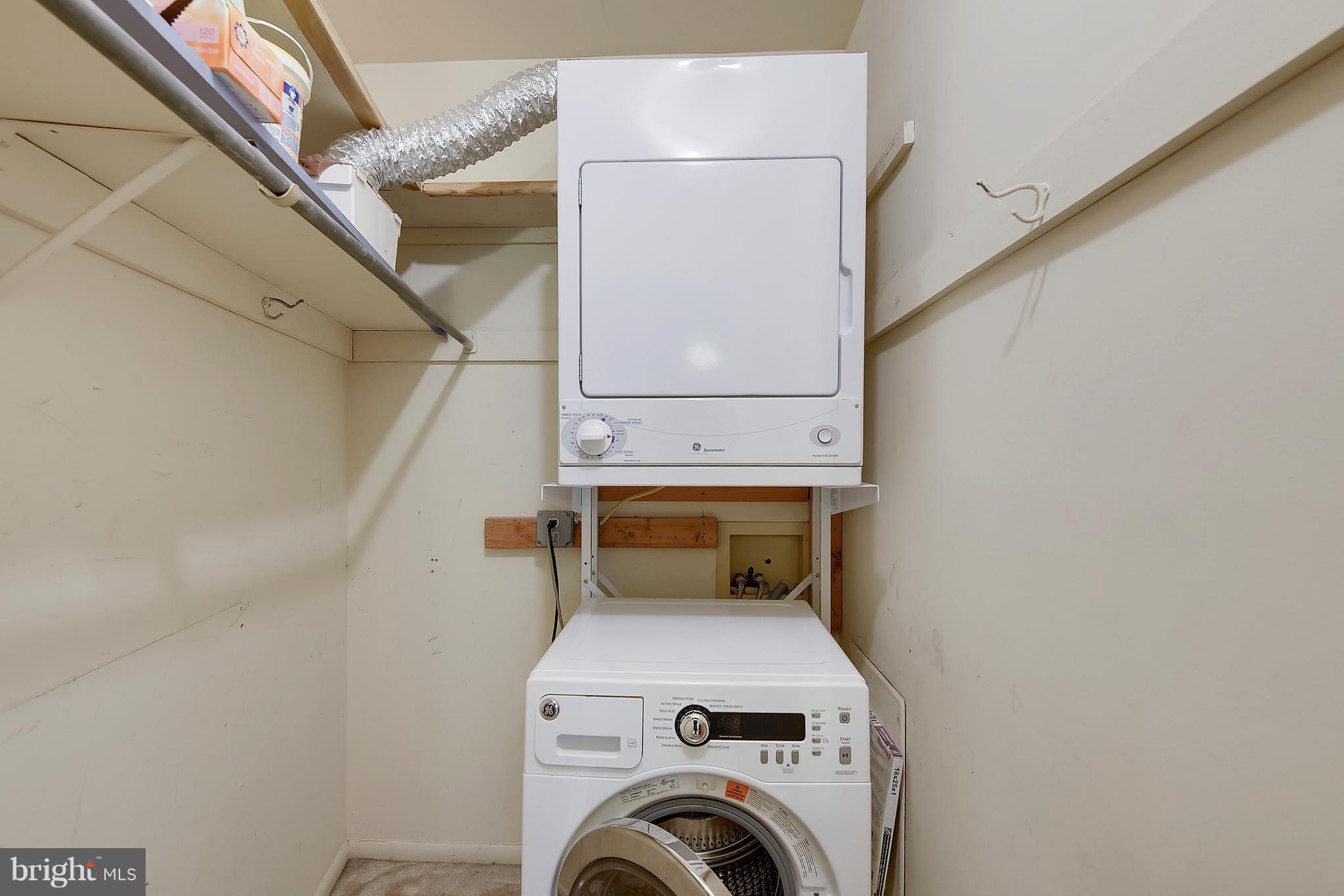 2507 Baltimore Road, Unit 4 Rockville, MD 20853 - Photo 22 of 30 Washer/Dryer!
