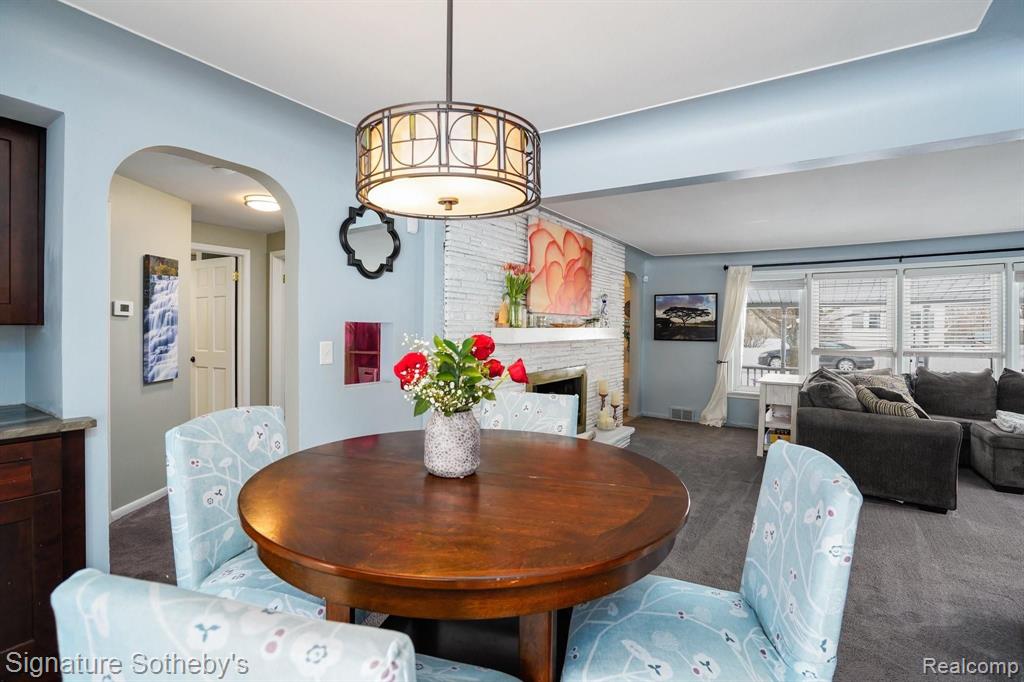 21127 Inkster Road Farmington Hills, MI 48336 - Photo 5 of 24