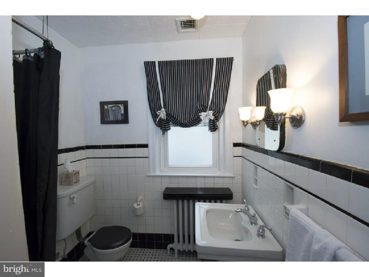 31 St Pauls Road Ardmore, PA 19003 - Photo 19 of 25 Bathroom