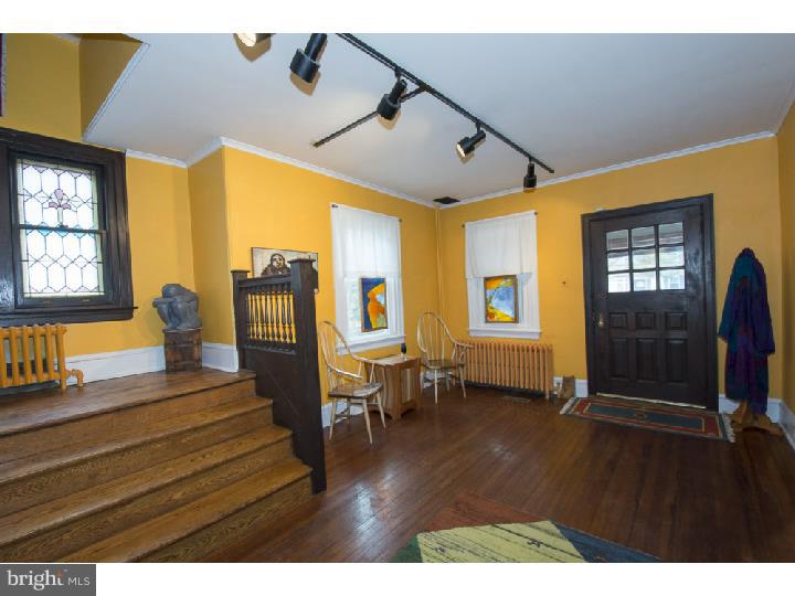 31 St Pauls Road Ardmore, PA 19003 - Photo 4 of 25 Foyer