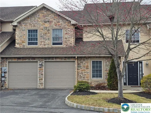 $3,195 | 2 Tamarack Court, Easton, PA 18040