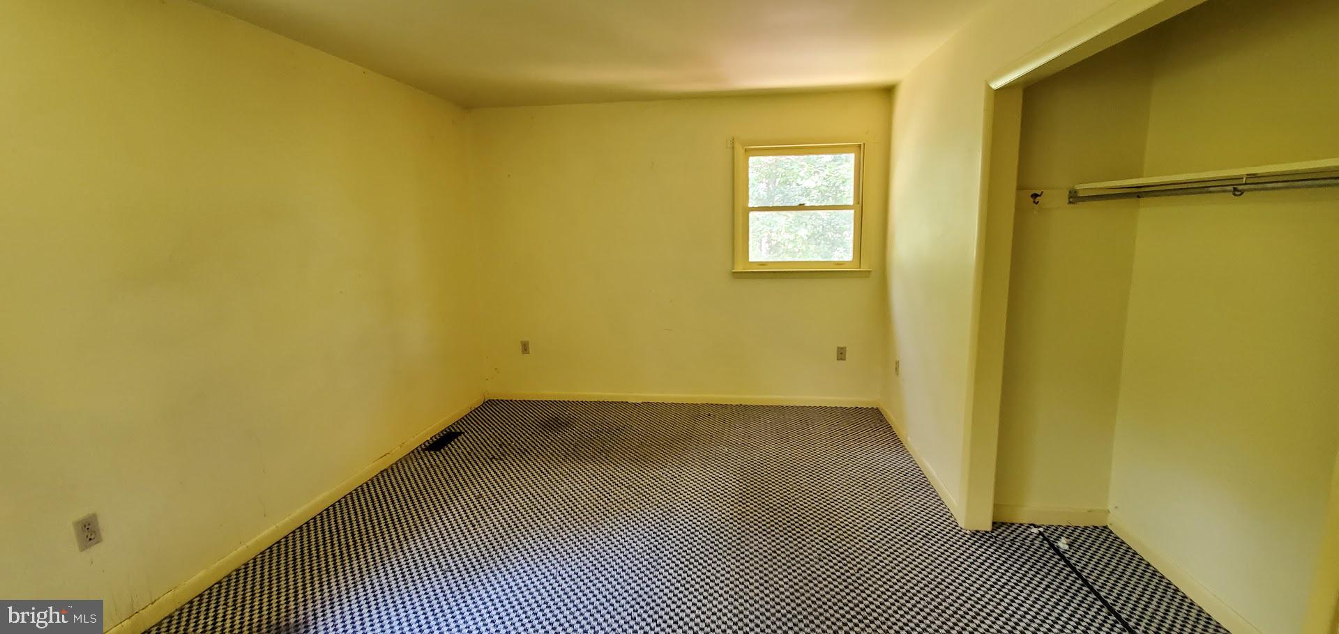 1834 Ungers Store Road Berkeley Springs, WV 25411 - Photo 17 of 31 bedroom