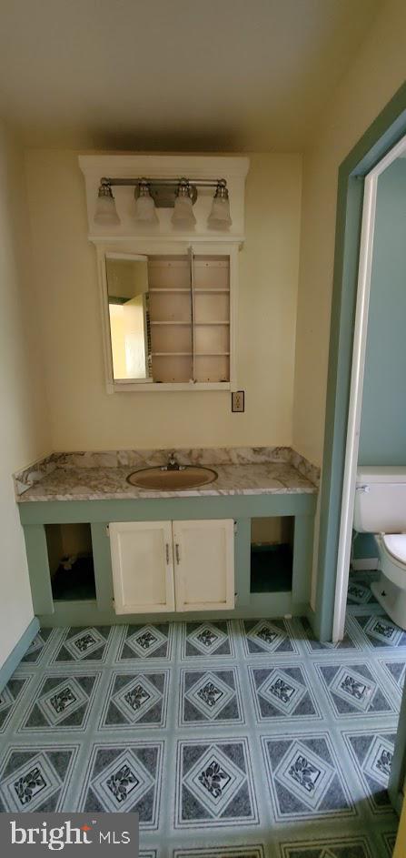 1834 Ungers Store Road Berkeley Springs, WV 25411 - Photo 21 of 31 bathroom