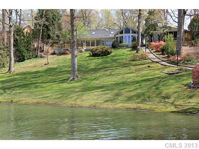 9833 Withers Road Charlotte, NC 28278 - Photo 1 of 16 Gallery Image 1