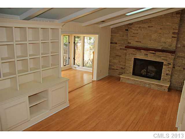 9833 Withers Road Charlotte, NC 28278 - Photo 8 of 16 Gallery Image 8