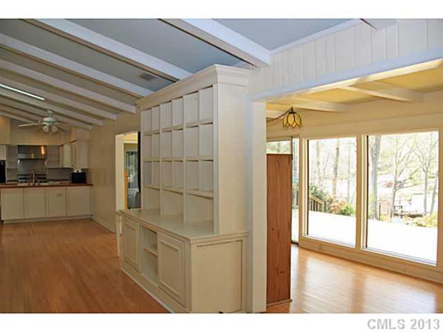 9833 Withers Road Charlotte, NC 28278 - Photo 9 of 16 Gallery Image 9