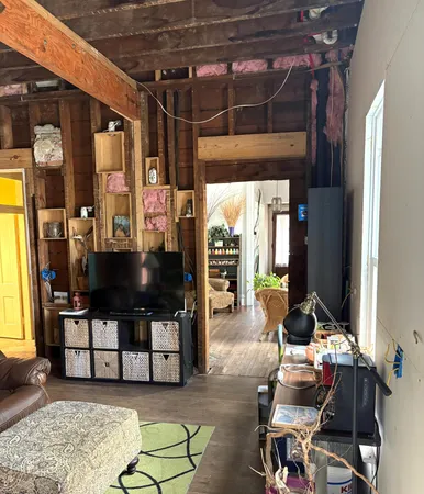 $209,000 | 211 Maple Street, Manistee, MI 49660