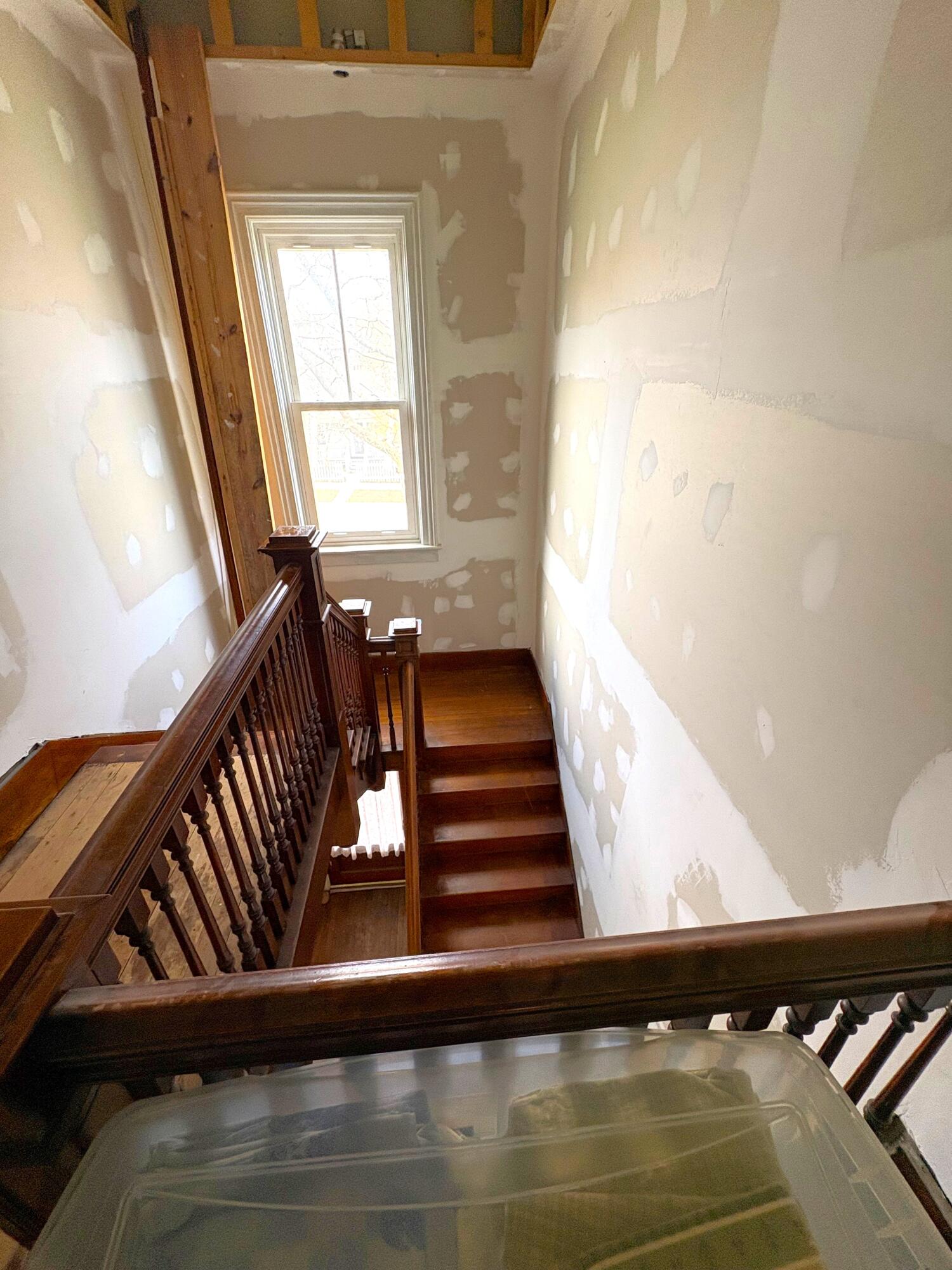 211 Maple Street Manistee, MI 49660 - Photo 21 of 40 Stairway