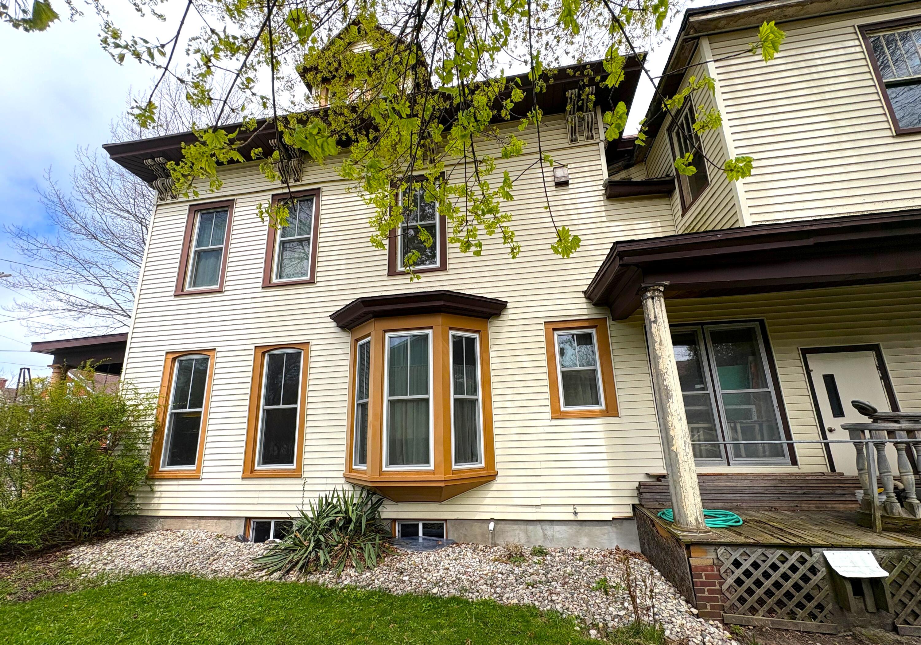 211 Maple Street Manistee, MI 49660 - Photo 38 of 40 South side