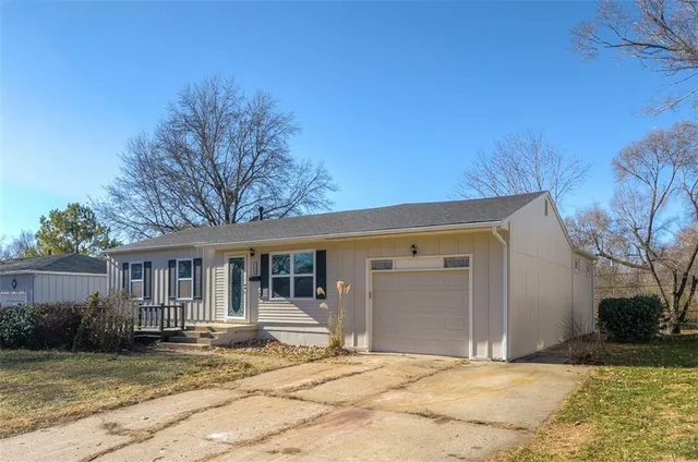 $174,900 | 9414 Lewis Avenue, Kansas City, MO 64138