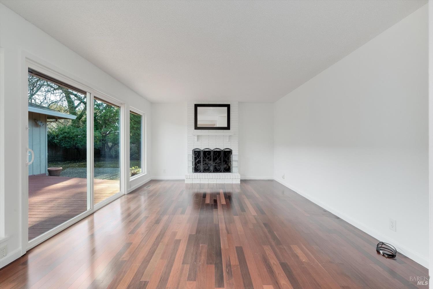 5330 Marit Drive Santa Rosa, CA 95409 - Photo 11 of 35