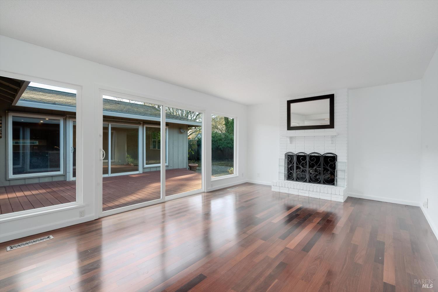 5330 Marit Drive Santa Rosa, CA 95409 - Photo 12 of 35