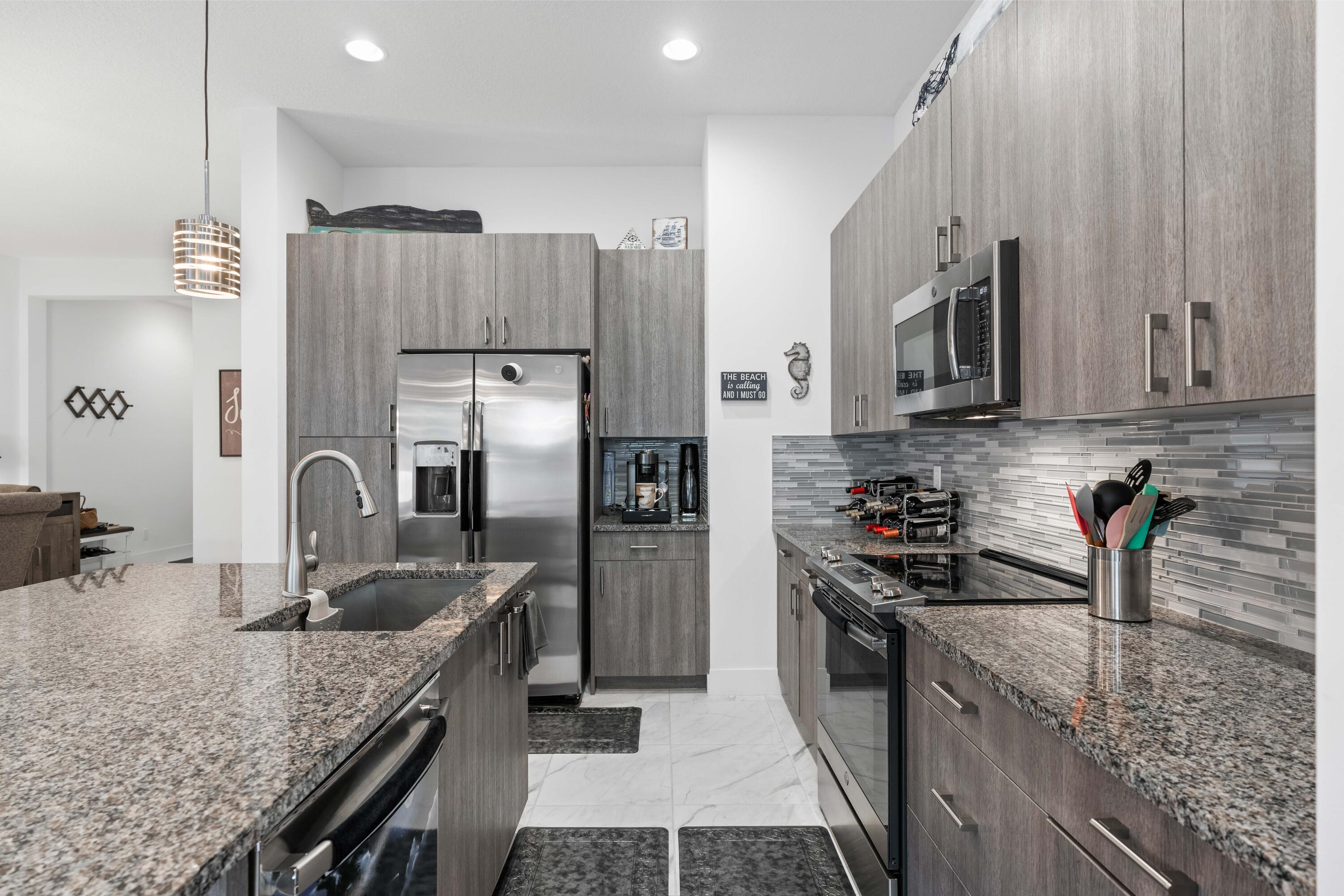 4849 Pointe Midtown Road Palm Beach Gardens, FL 33418 - Photo 6 of 17 pmt9