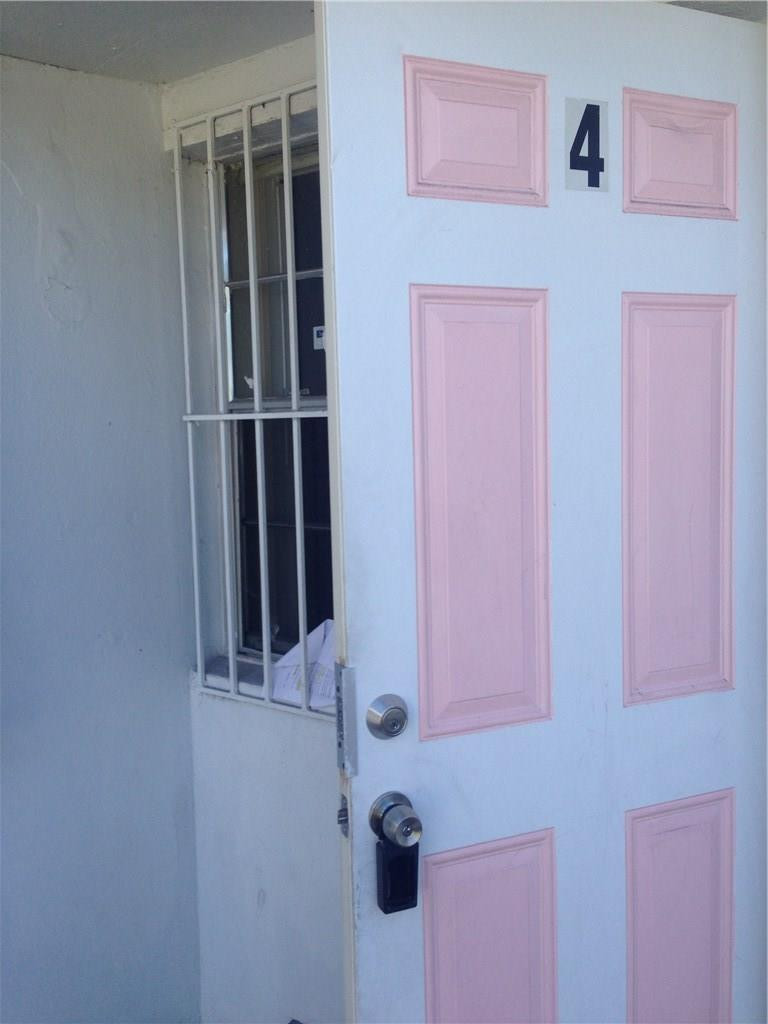 970 Martin Luther King Jr Riviera Beach, Unit 4 Riviera Beach, FL 33404 - Photo 1 of 7 Photo 1