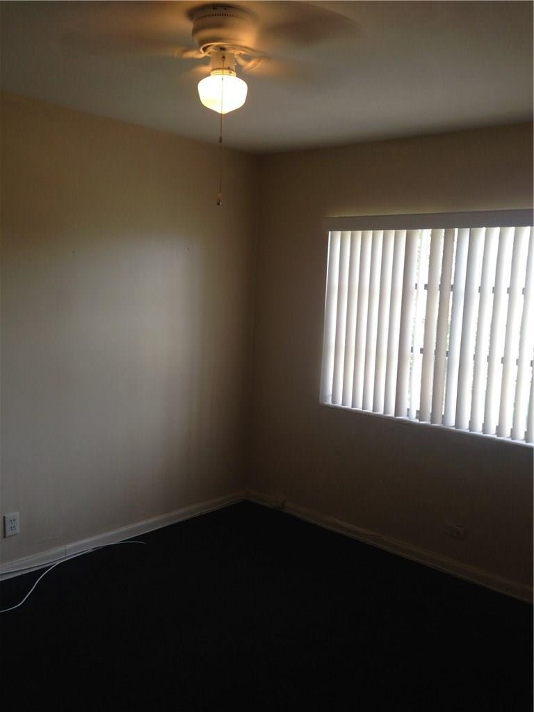970 Martin Luther King Jr Riviera Beach, Unit 4 Riviera Beach, FL 33404 - Photo 4 of 7 Photo 4