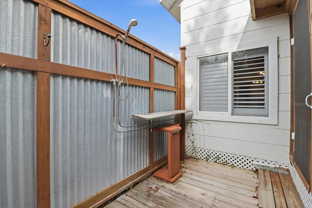 5415 Riverside Drive Yankeetown, FL 34498 - Photo 32 of 45 a view of wooden balcony