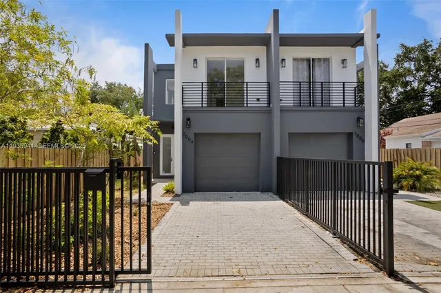 $1,200,000 | 7004 Northeast 5th Avenue, Miami, FL 33138