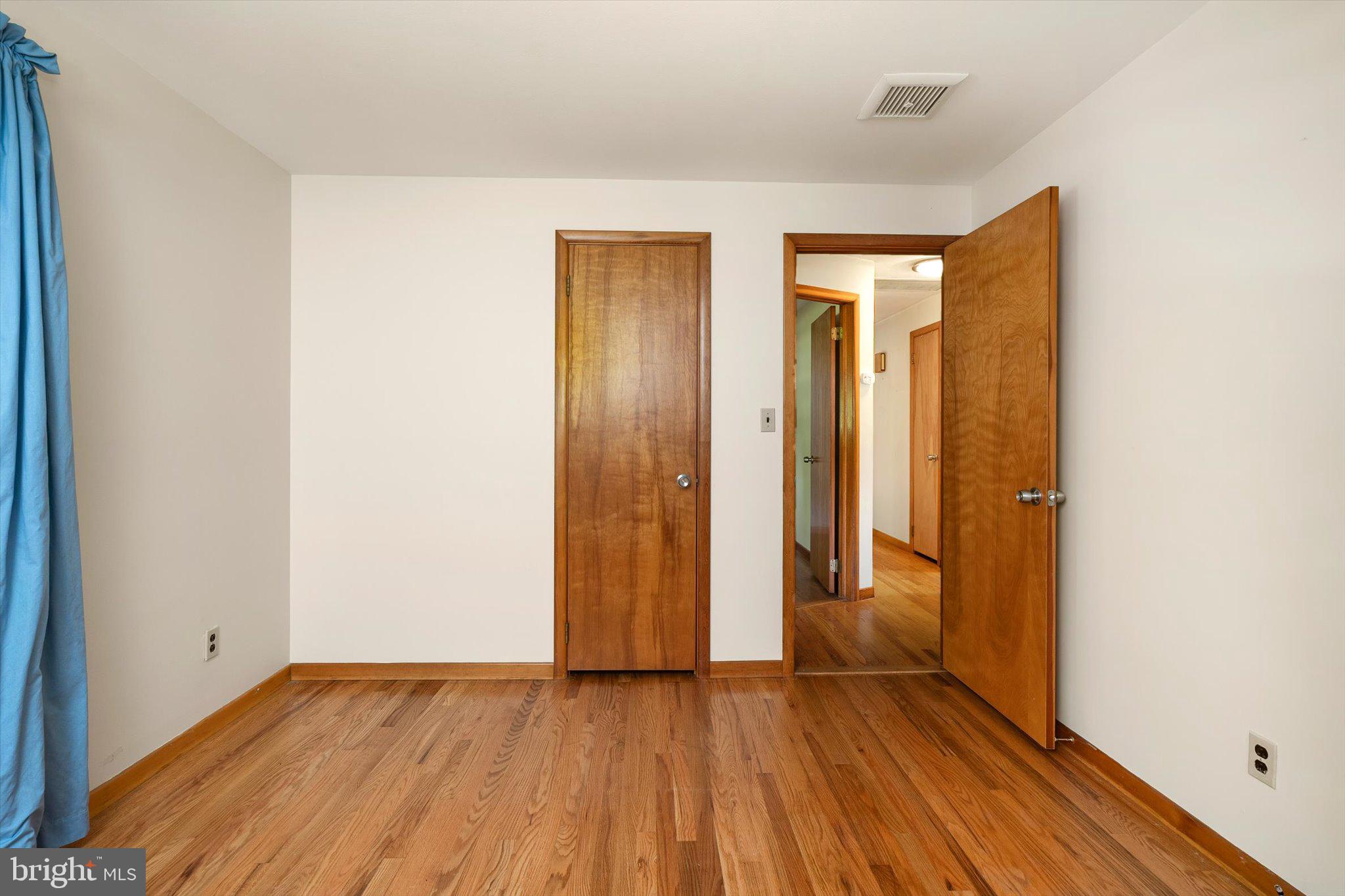 18 Edgewood Road Robbinsville, NJ 08691 - Photo 18 of 33 Gallery Image 18