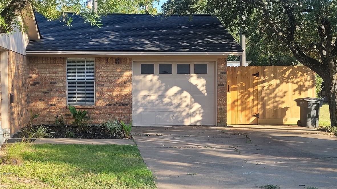 1010 Holt Street College Station, TX 77840 - Photo 7 of 14 a front view of house with yard