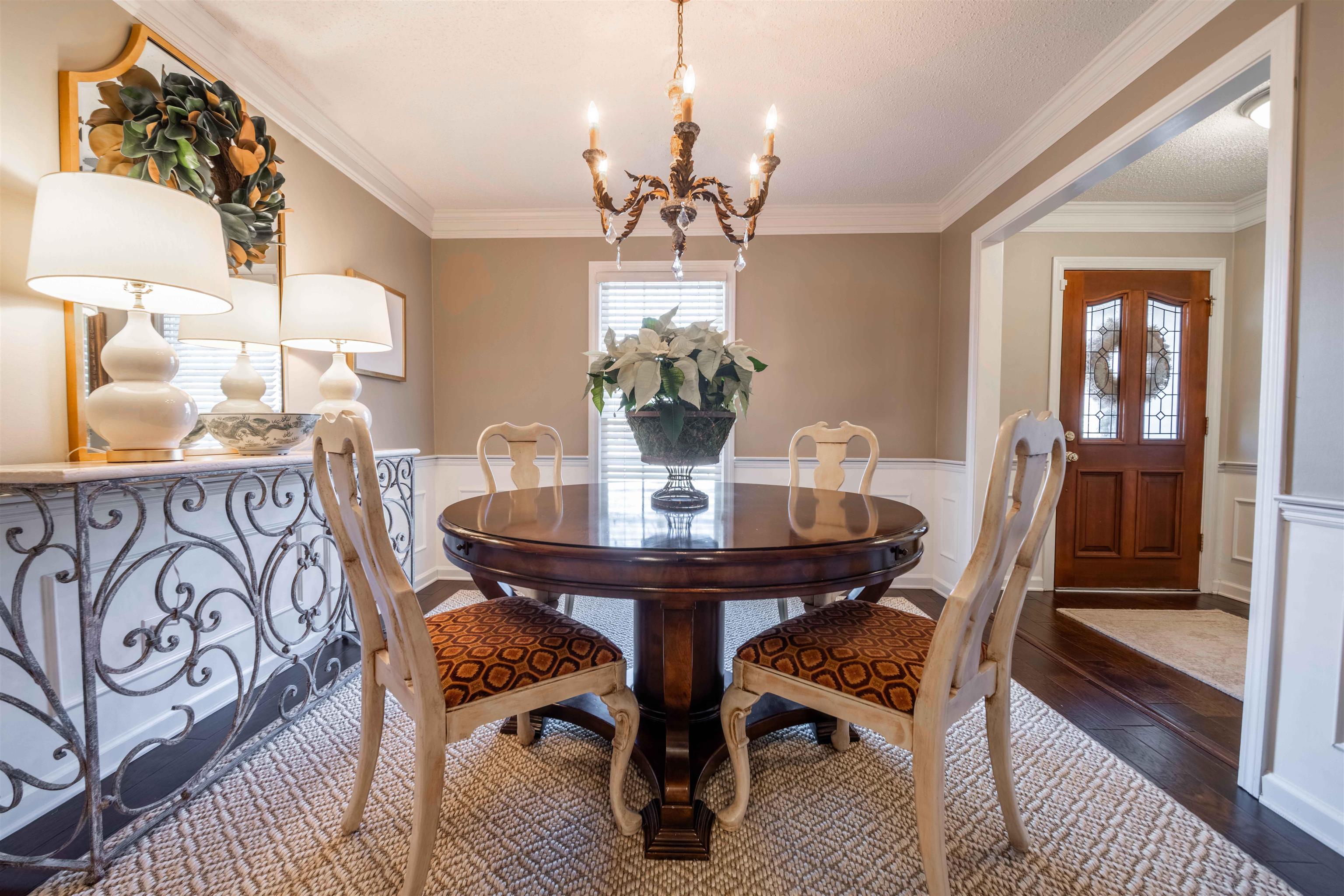 8027 Farmingdale Road Germantown, TN 38138 - Photo 3 of 40