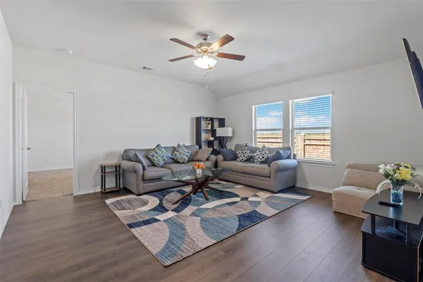 $1,990 | 420 Gunsmoke Trail, Princeton, TX 75407