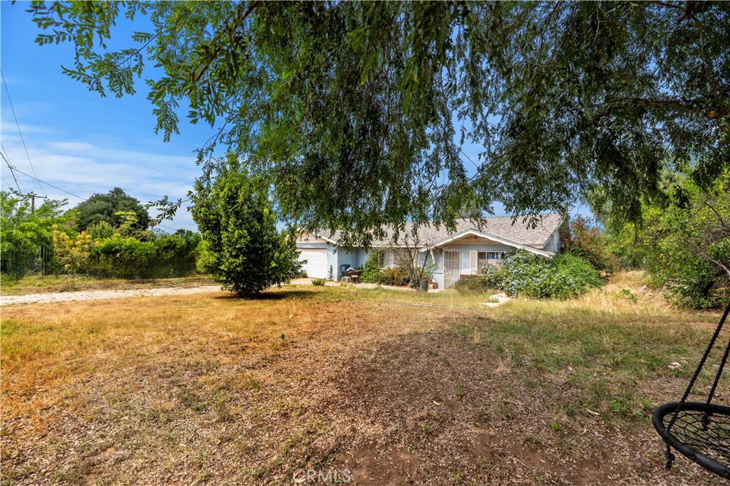 16920 Ponderosa Lane Riverside, CA 92504 - Photo 2 of 31