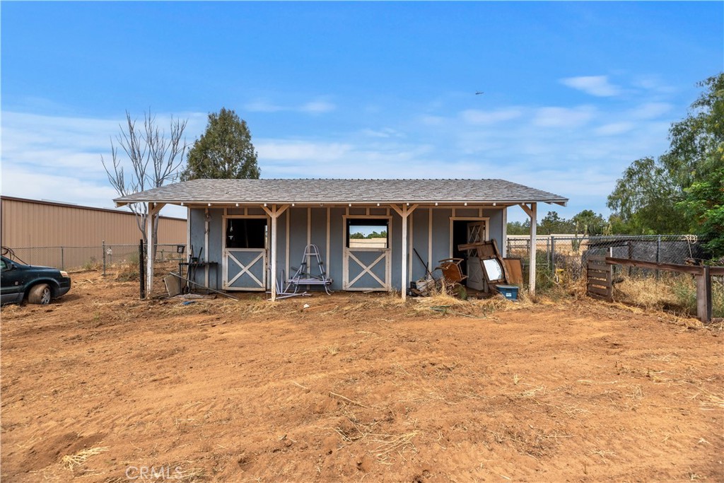 16920 Ponderosa Lane Riverside, CA 92504 - Photo 9 of 31
