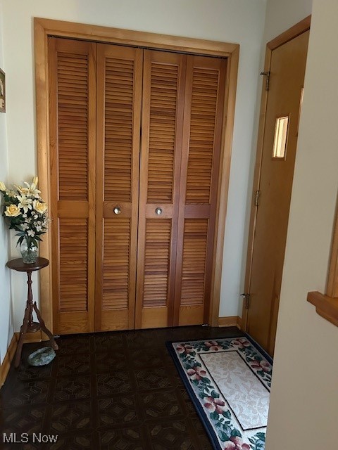 264 Trease Road Wadsworth, OH 44281 - Photo 5 of 26 Foyer area