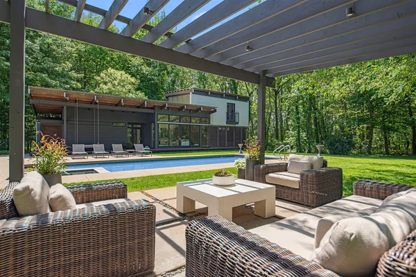 $2,975,000 | 13032 White Birch Lane, Sawyer, MI 49125