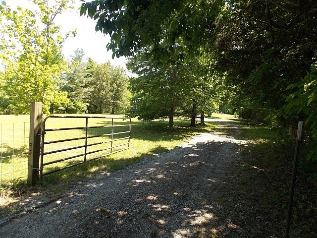 12698 Versailles Road Rockvale, TN 37153 - Photo 2 of 30 a view of park