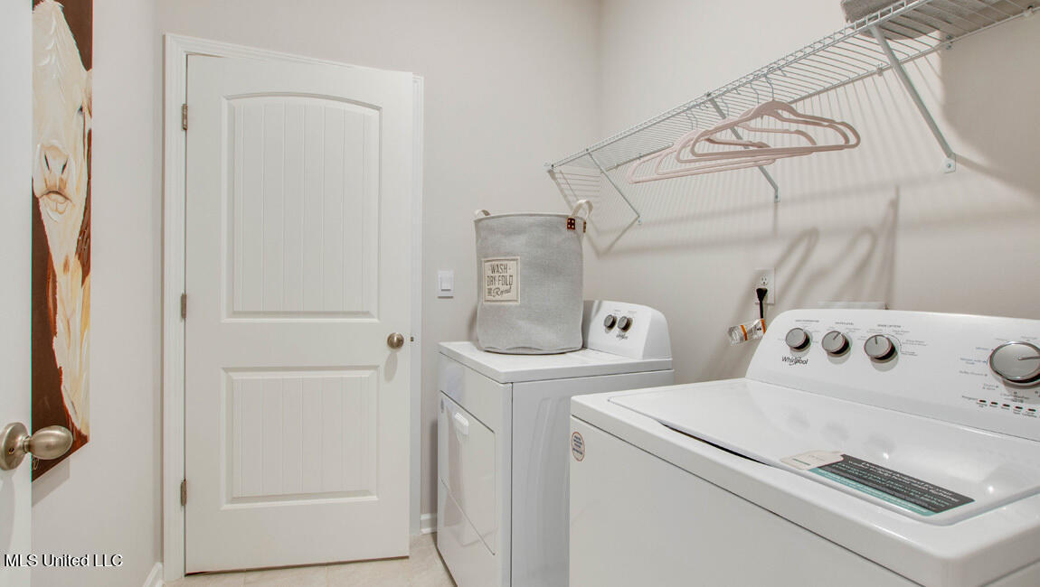 17431 Willow Cove McHenry, MS 39561 - Photo 18 of 23 18_Bristol_Laundry-Room
