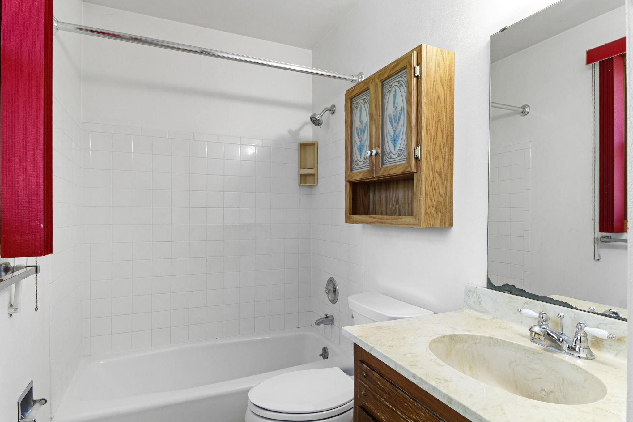 6014 Old Middleton Road Madison, WI 53705 - Photo 14 of 35