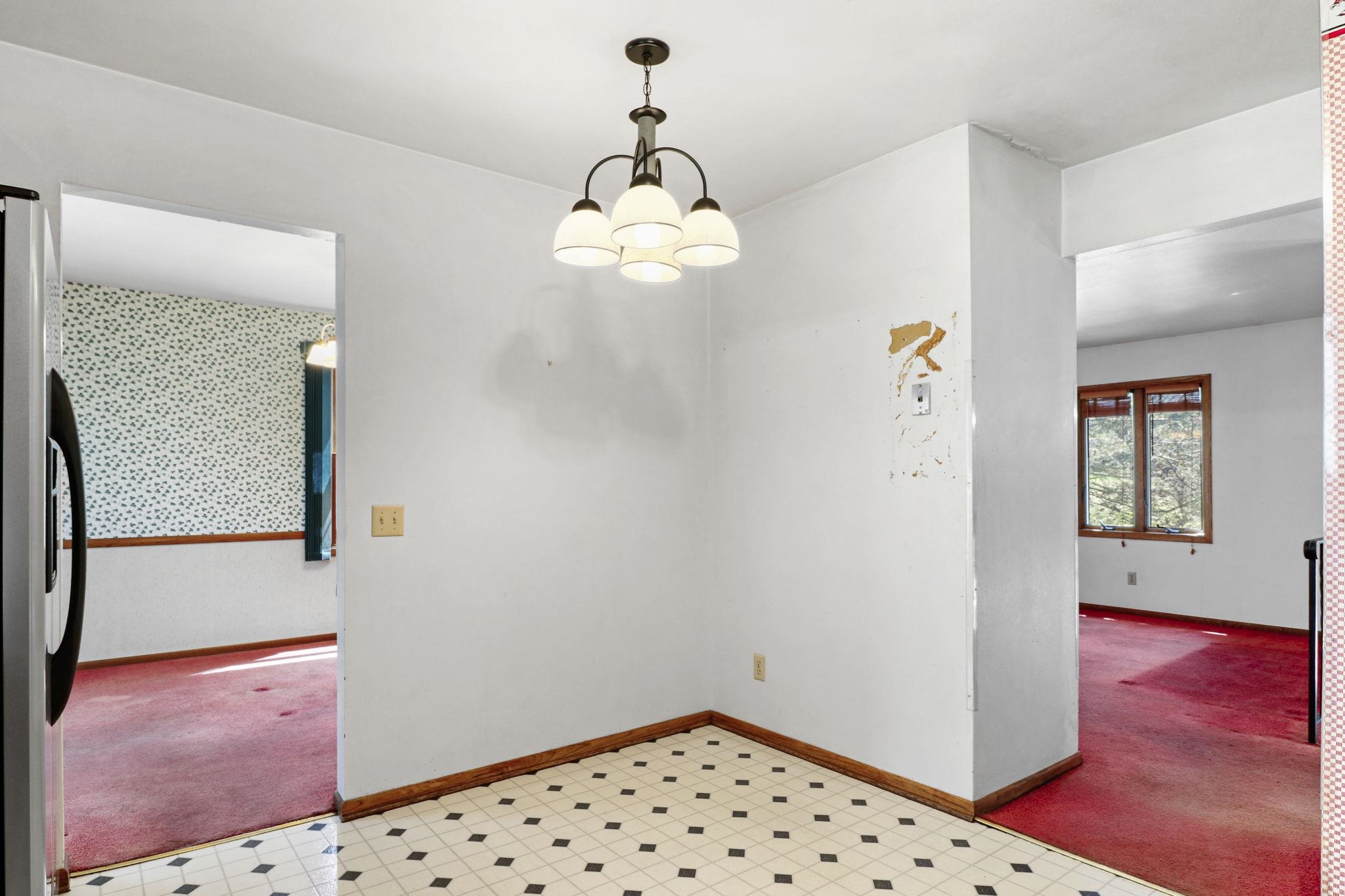 6014 Old Middleton Road Madison, WI 53705 - Photo 5 of 35
