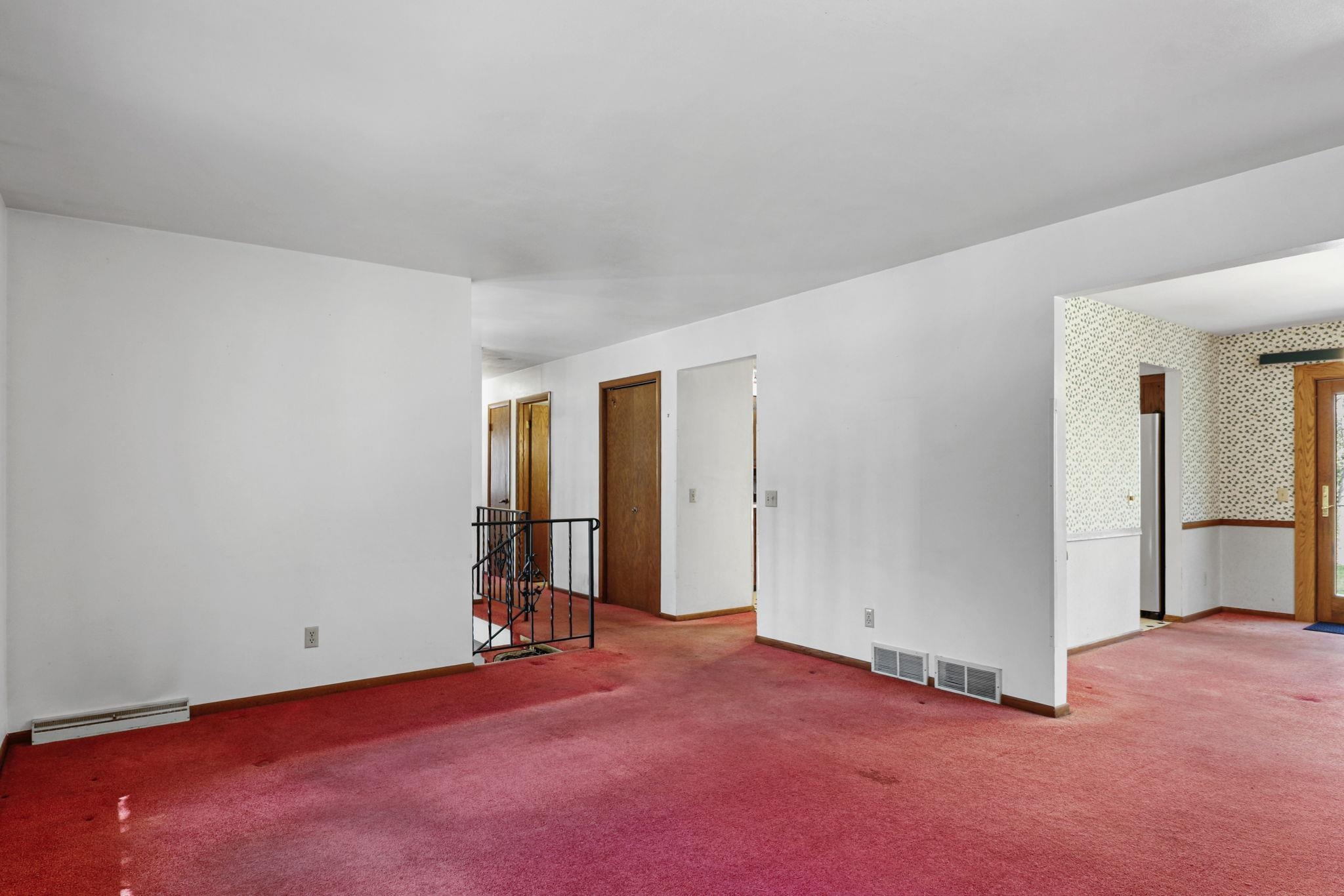 6014 Old Middleton Road Madison, WI 53705 - Photo 10 of 35