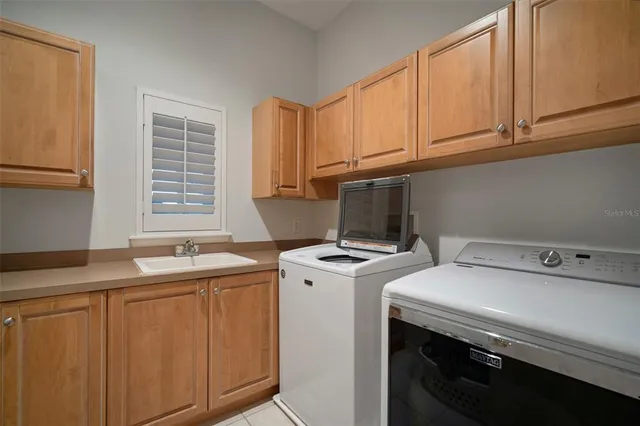 $1,598,999 | 825 Islebay Drive, Apollo Beach, FL 33572