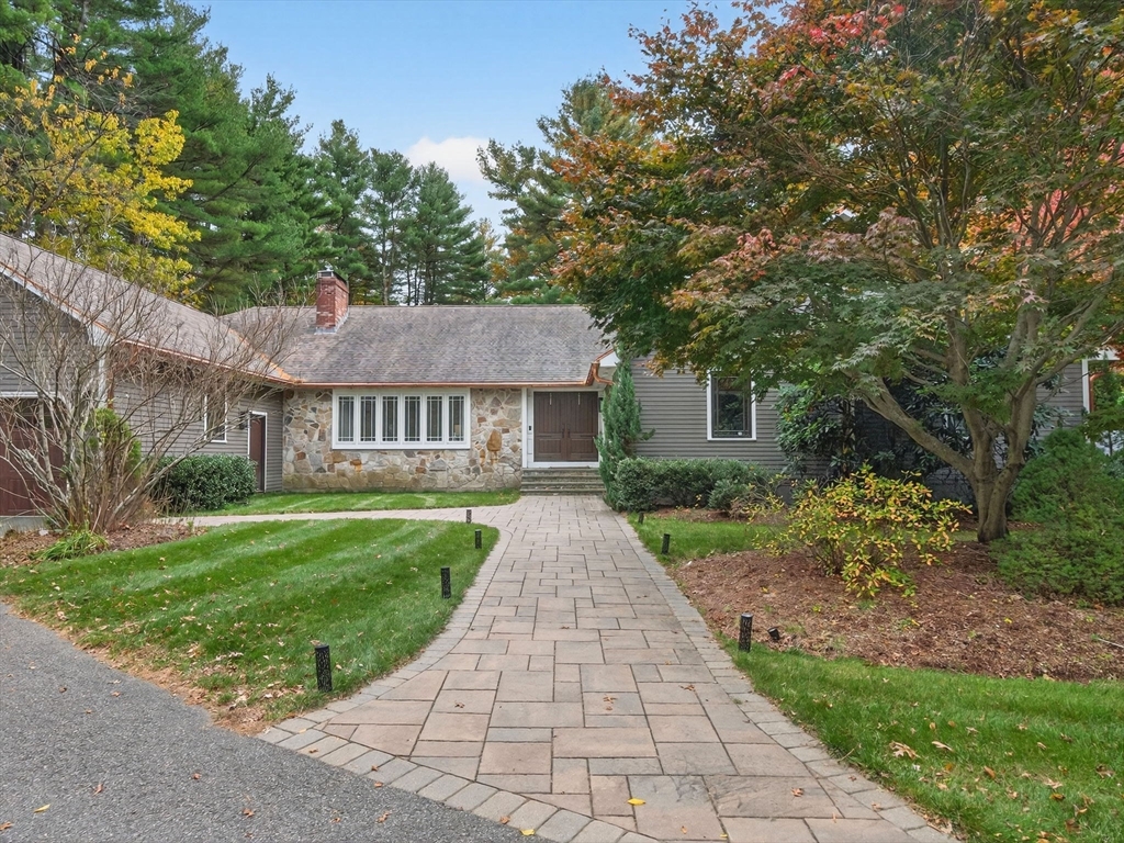 13 Old Colony Road Foxboro, MA 02035 - Photo 2 of 40 Gallery Image 2