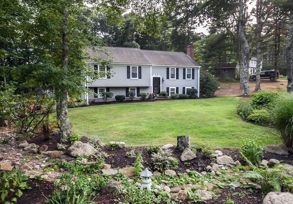 94 Parting Rock Road Duxbury, MA 02332 - Photo 3 of 25 Gallery Image 3