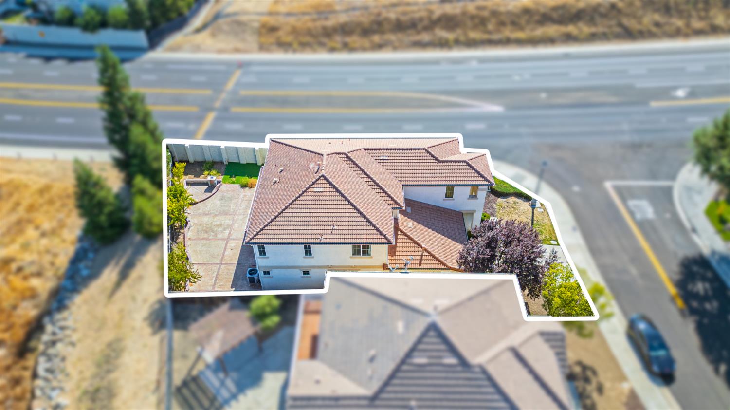 9015 Tee Patterson, CA 95363 - Photo 33 of 36 a view of roof deck