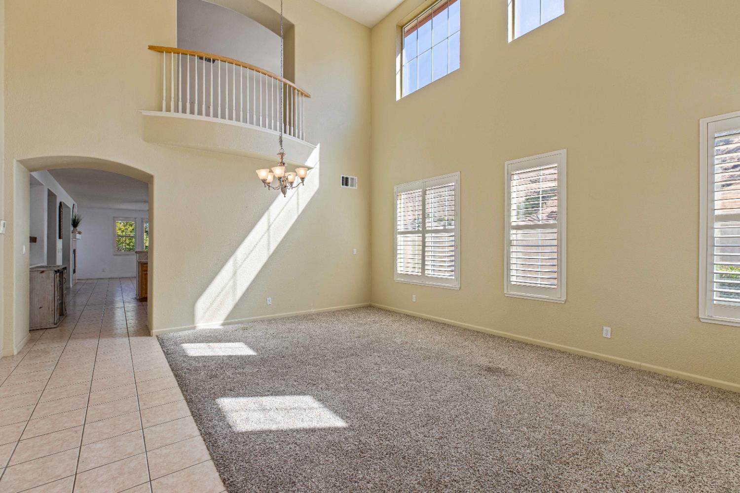 9015 Tee Patterson, CA 95363 - Photo 5 of 36 a view of an entryway with a window
