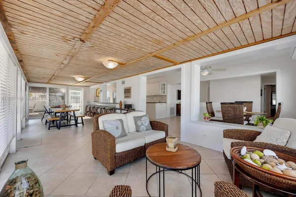 $1,340,000 | 230 Jolly Roger Drive, Key Largo, FL 33037