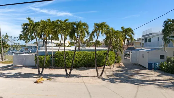 $1,340,000 | 230 Jolly Roger Drive, Key Largo, FL 33037