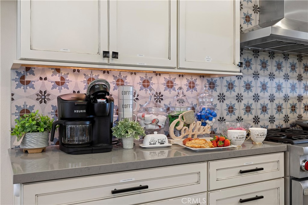 610 17th Street Huntington Beach, CA 92648 - Photo 44 of 64 a sink with a potted plant on it