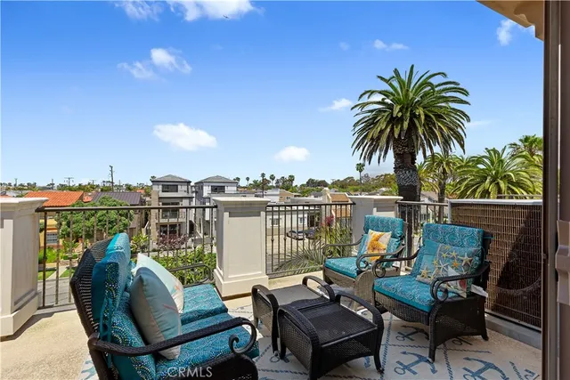 $8,499 | 610 17th Street, Huntington Beach, CA 92648