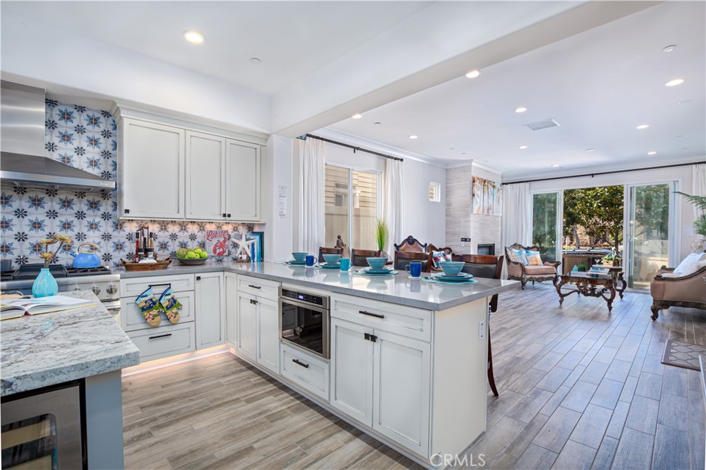 610 17th Street Huntington Beach, CA 92648 - Photo 7 of 64 kitchne