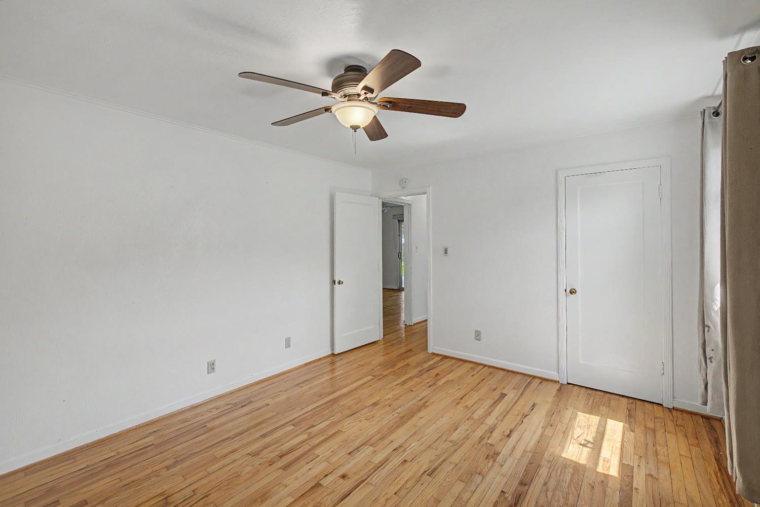 2804 Becerra Way Sacramento, CA 95821 - Photo 18 of 32 Gallery Image 18
