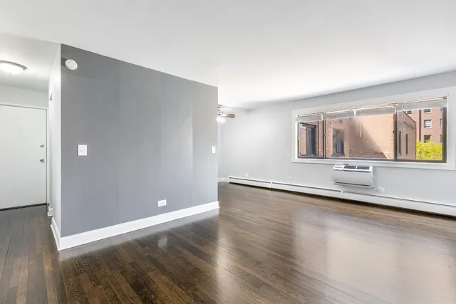$1,800 | 6021 North Winthrop Avenue, Unit 507, Chicago, IL 60660