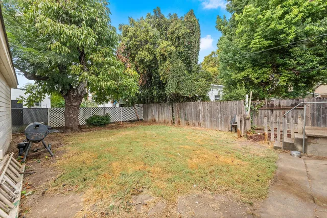 $319,999 | 626 I Street, Marysville, CA 95901